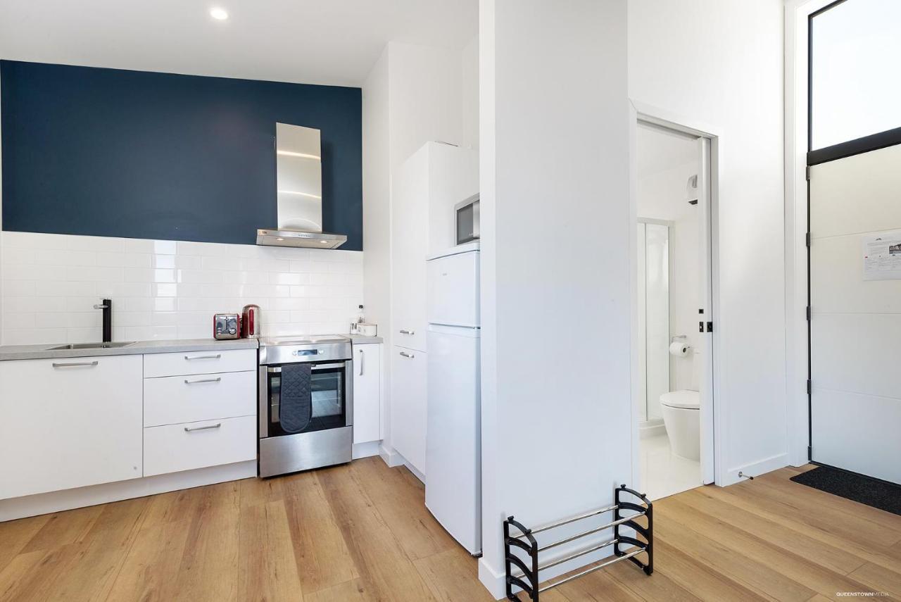 Brand New One Bedroom Apartment Queenstown Bagian luar foto